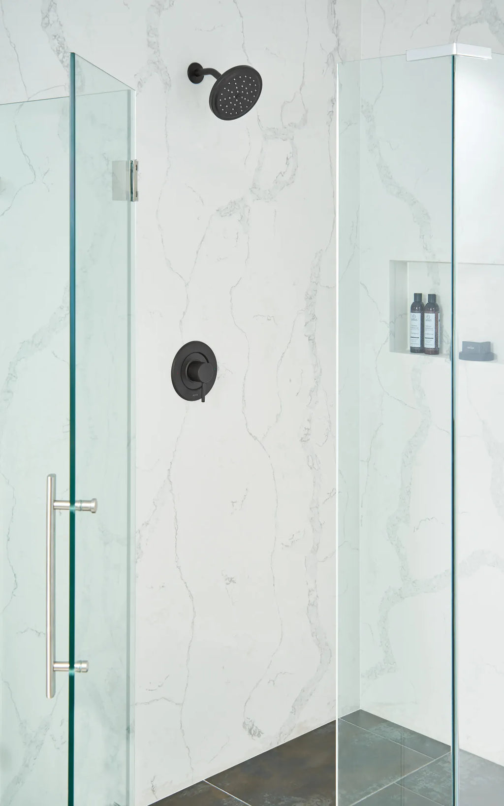 MOEN S176EP15BL One-Function 6-3/4" Diameter Spray Head Rainshower - Matte Black