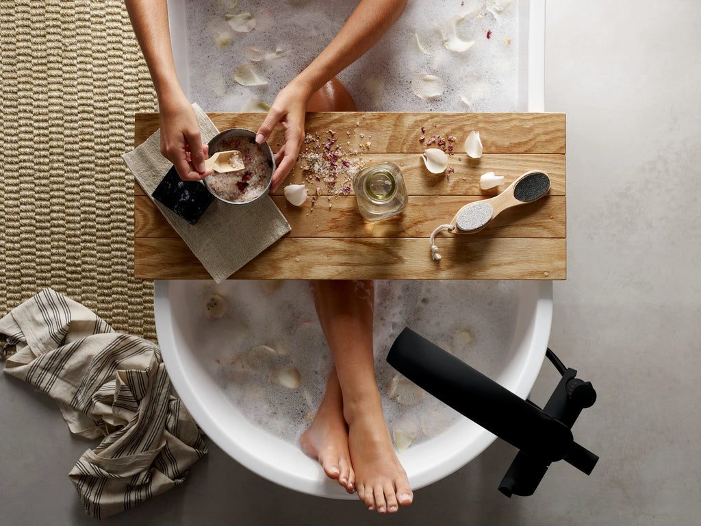 MOEN S3105BL Doux One-Handle Tub Filler Including Handheld Shower - Matte Black