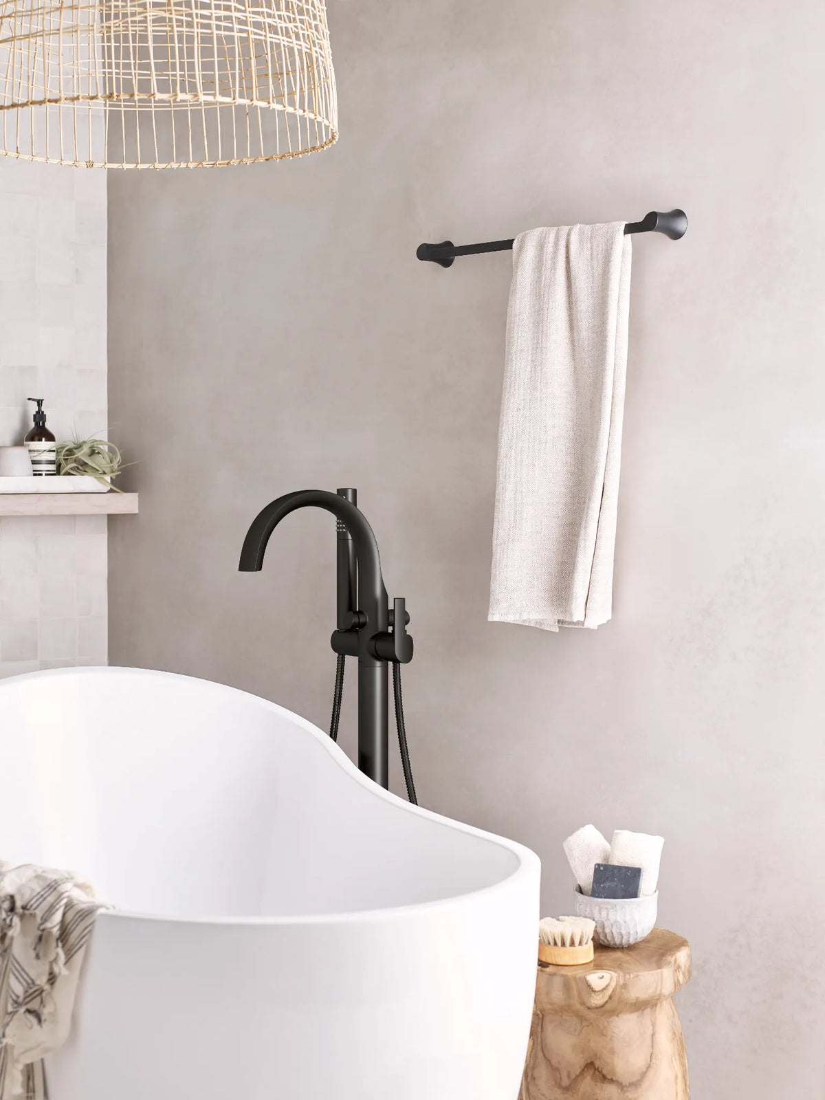 MOEN S3105BL Doux One-Handle Tub Filler Including Handheld Shower - Matte Black
