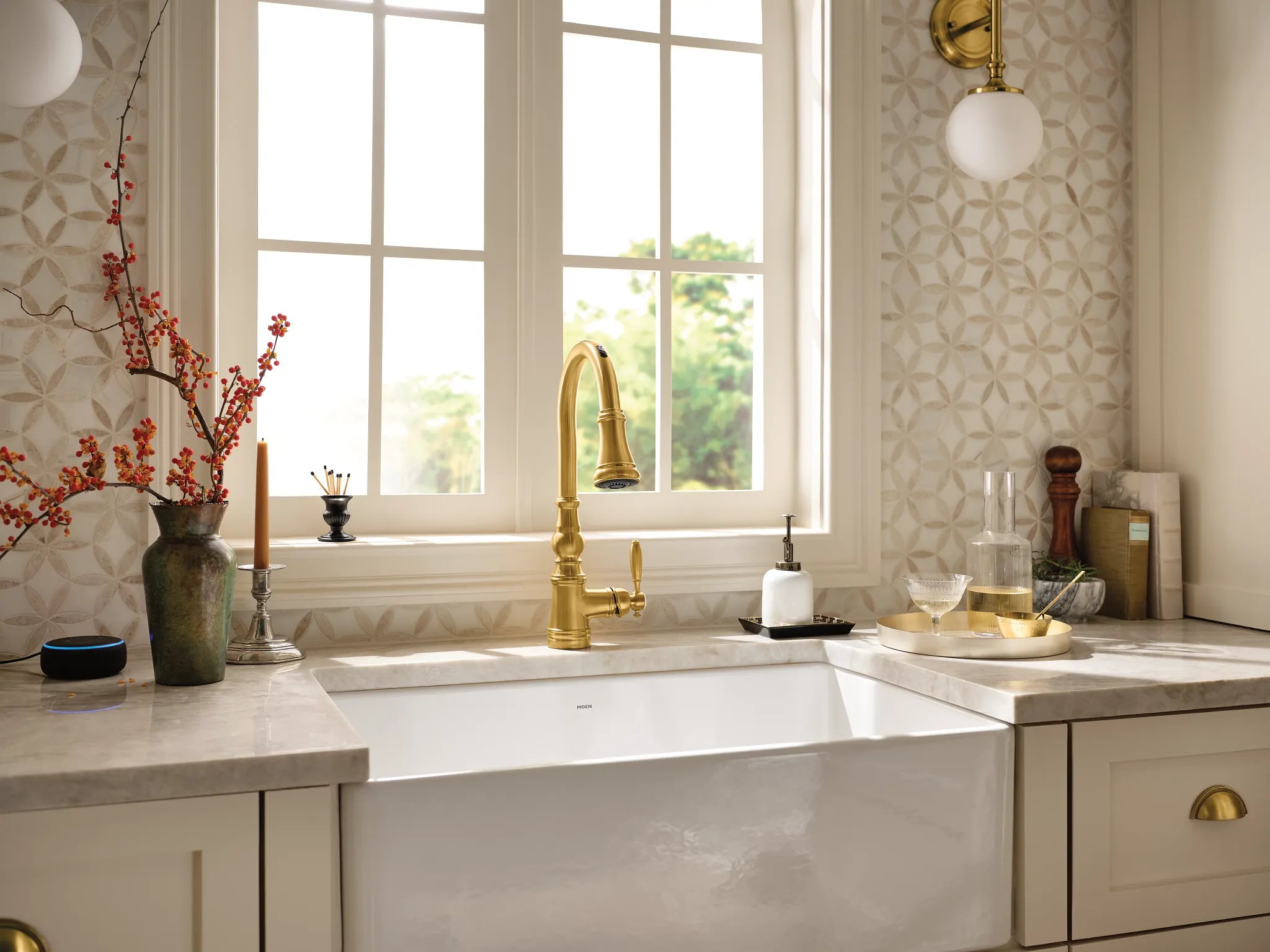 MOEN S73004EV2BG Weymouth Motion Control Smart Pulldown Touchless Kitchen Faucet - Brushed Gold