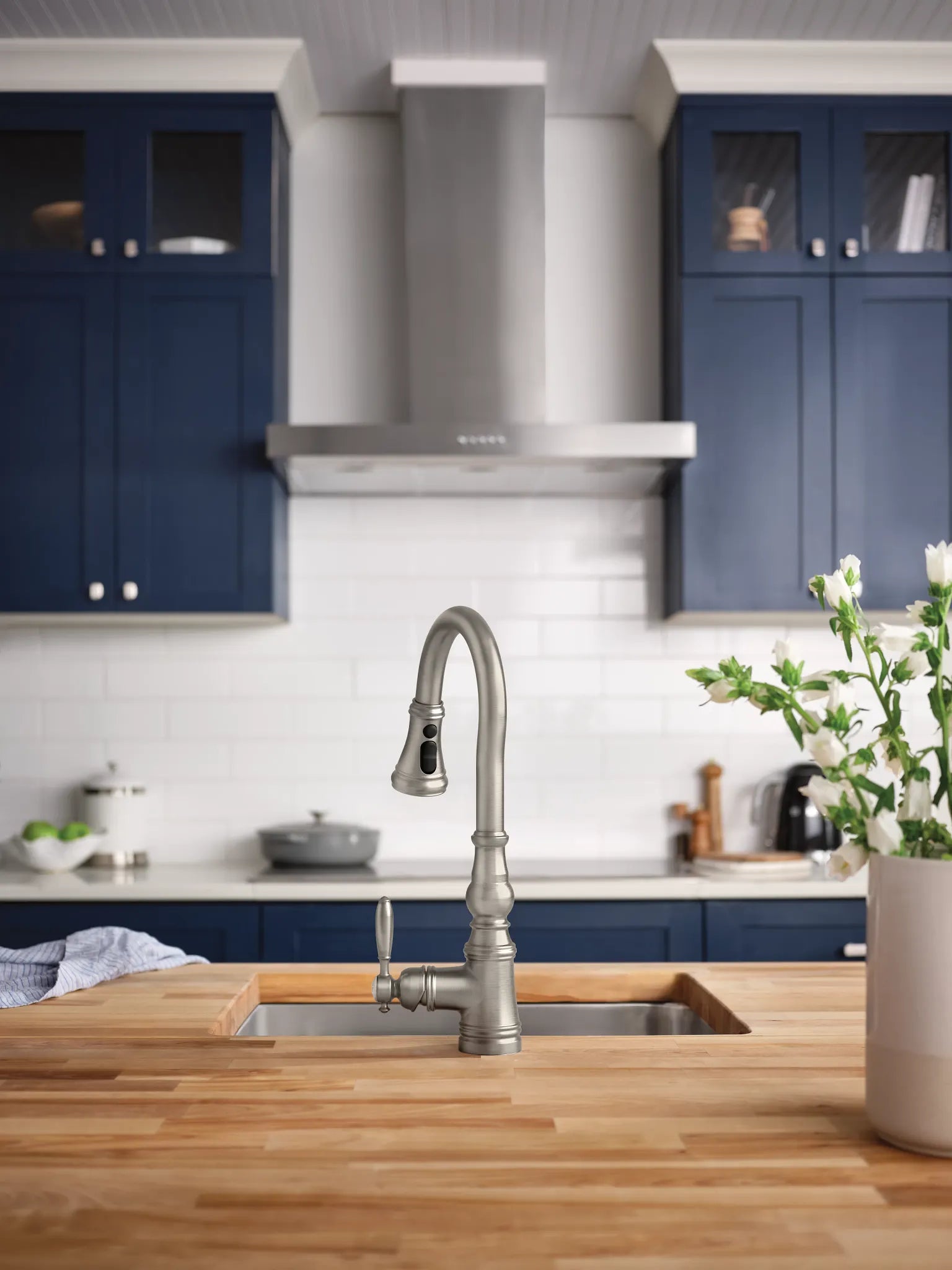 MOEN S73004SRS Weymouth One-Handle High Arc Pulldown Kitchen Faucet - Spot Resist Stainless