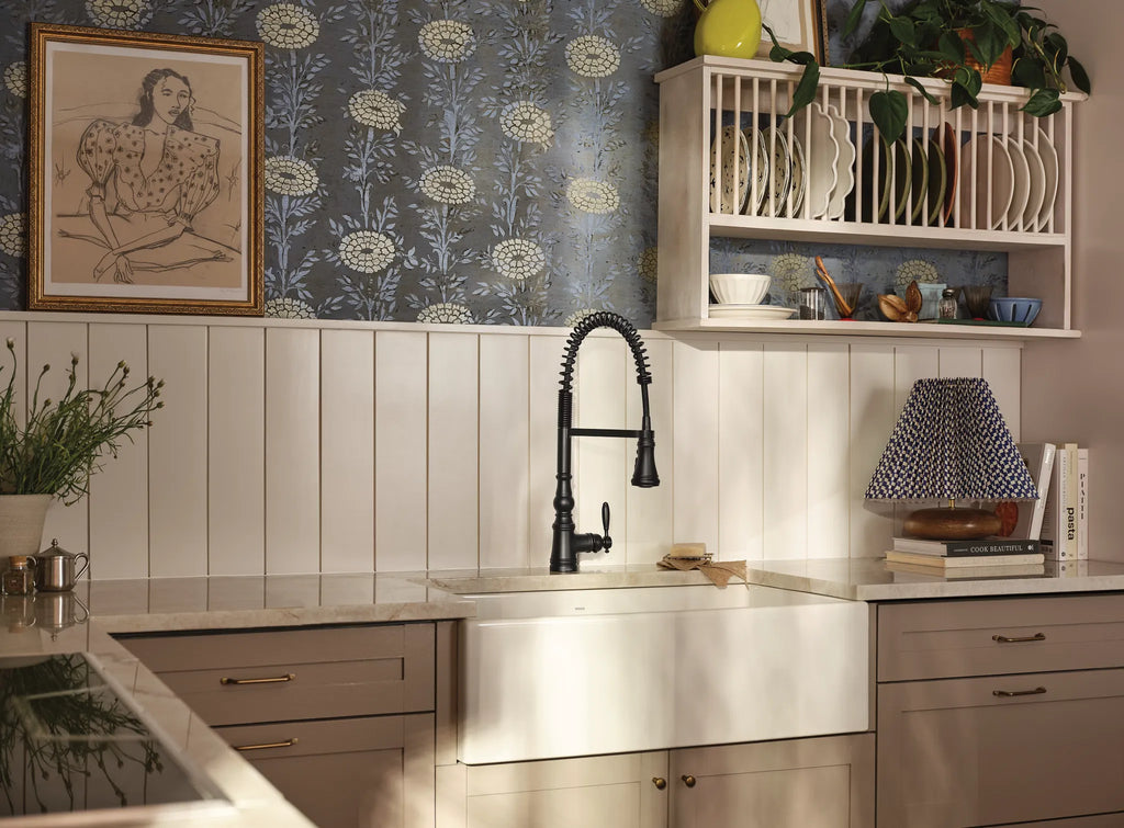 MOEN S73104BL Weymouth One-Handle Pre-Rinse Spring Pulldown Kitchen Faucet - Matte Black