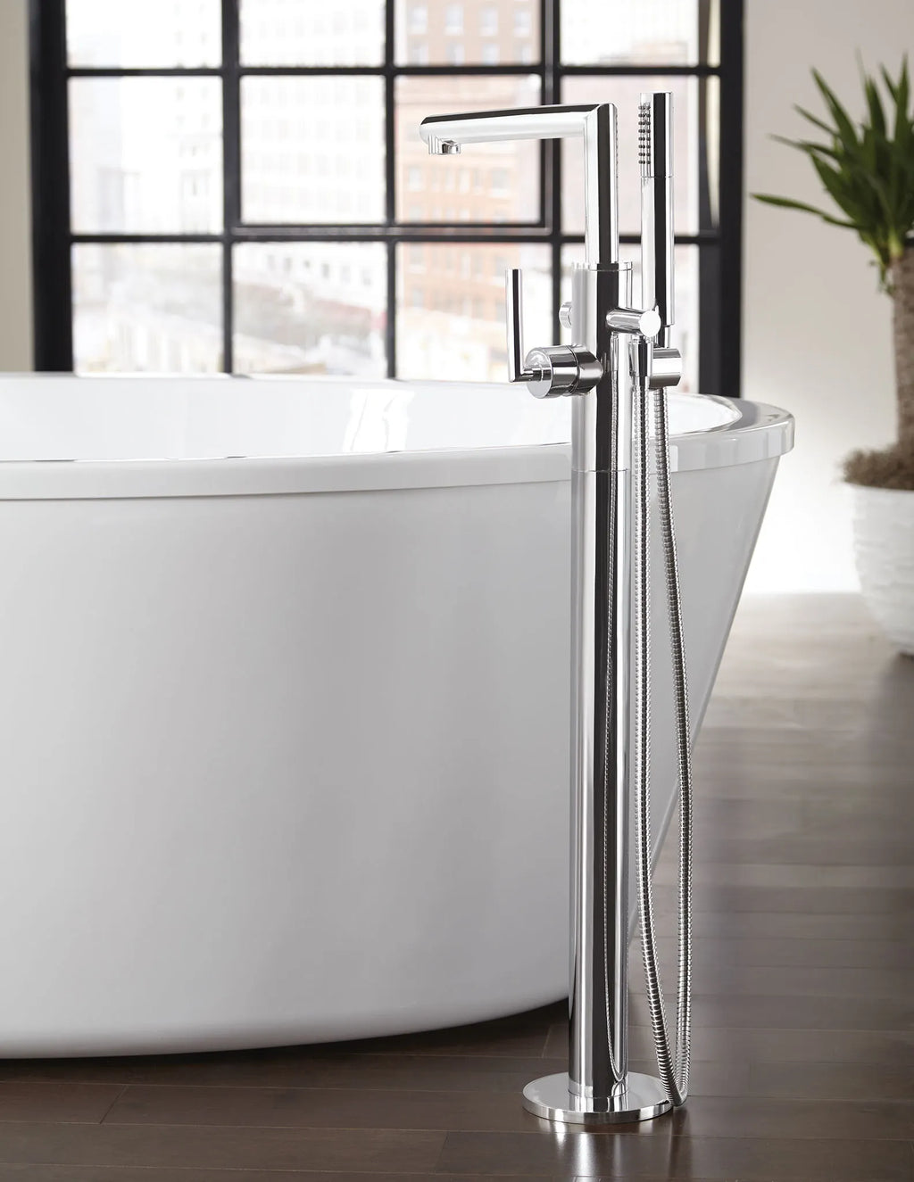 MOEN S93005 Arris One-Handle Tub Filler Including Handheld Shower - Chrome