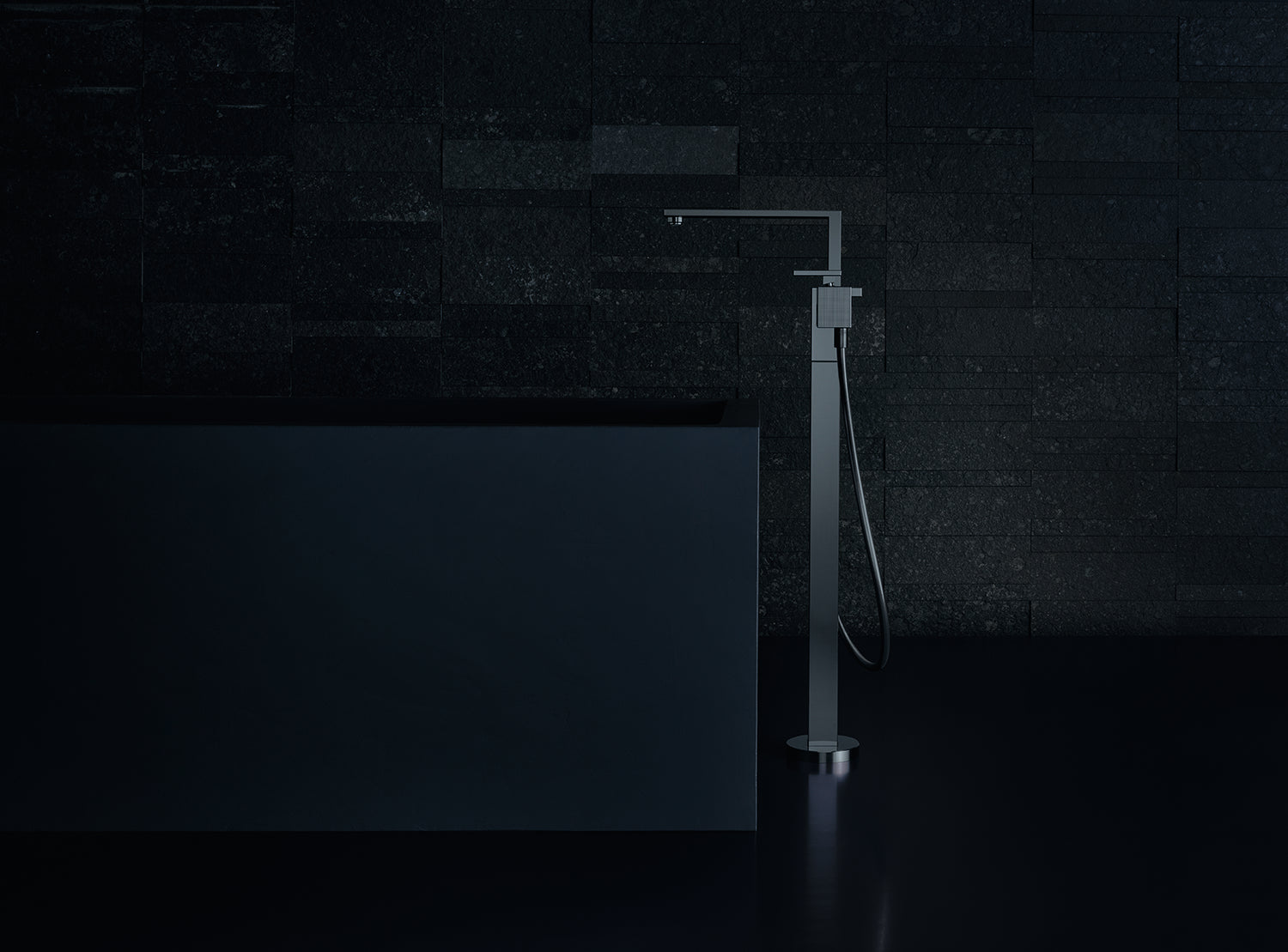 AXOR 46441001 Edge Freestanding Tub Filler Trim with 1.75 GPM Handshower - Diamond Cut - Chrome