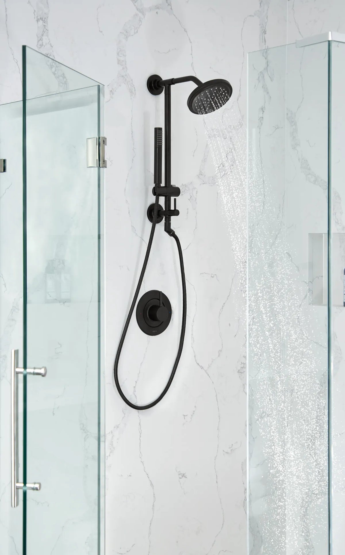 MOEN S176EP15BL One-Function 6-3/4" Diameter Spray Head Rainshower - Matte Black