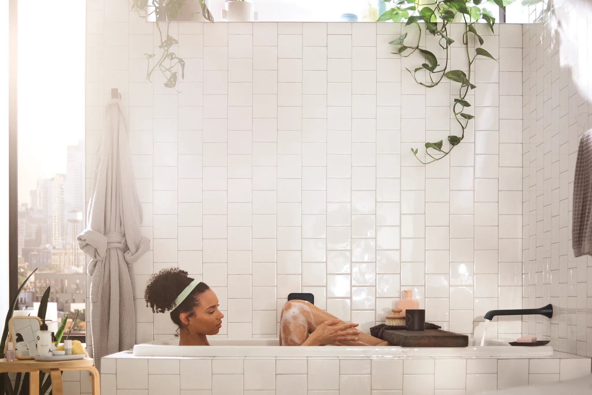 MOEN WT901BL Genta Lx Wall Mount Tub Filler Trim - Matte Black