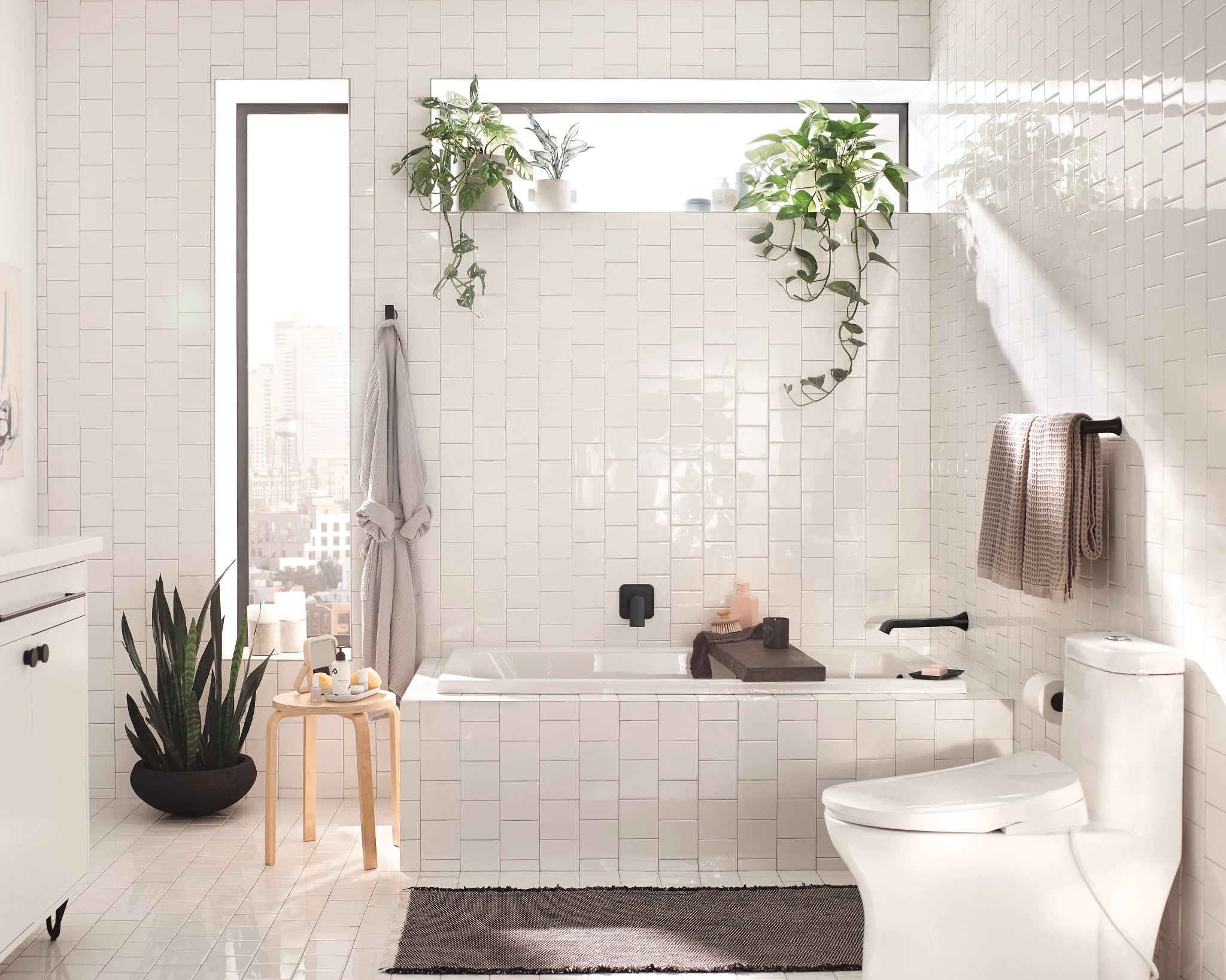 MOEN WT901BL Genta Lx Wall Mount Tub Filler Trim - Matte Black