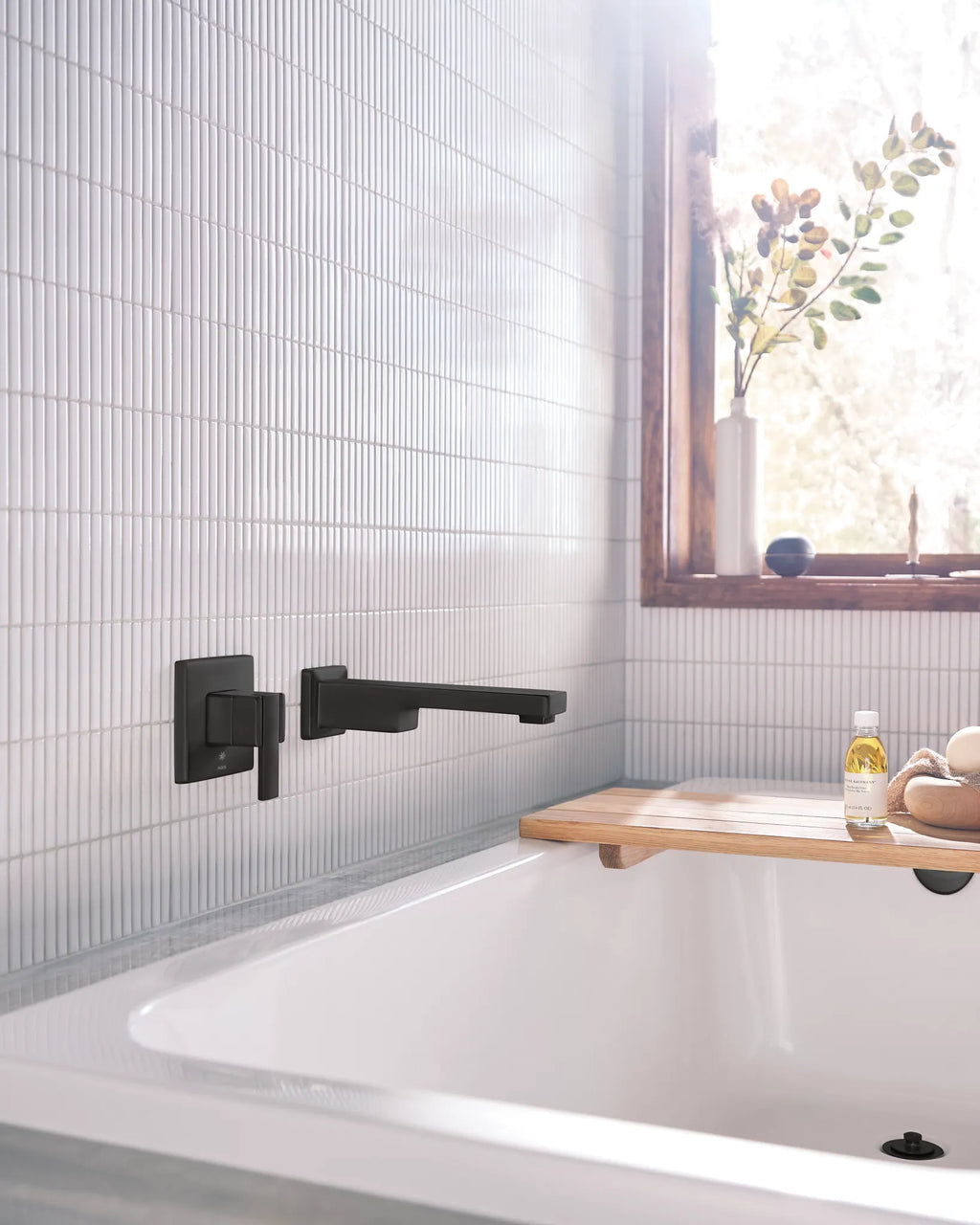 MOEN WTS911BL 90 Degree Wall Mount Tub Filler Trim - Matte Black