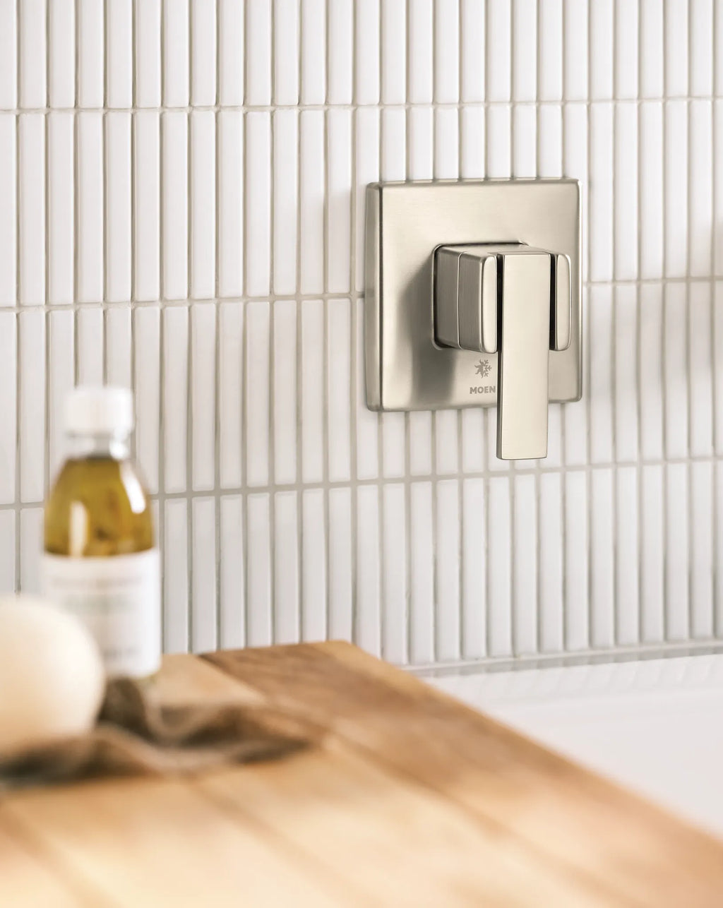 MOEN WTS911BN 90 Degree Wall Mount Tub Filler Trim - Brushed Nickel