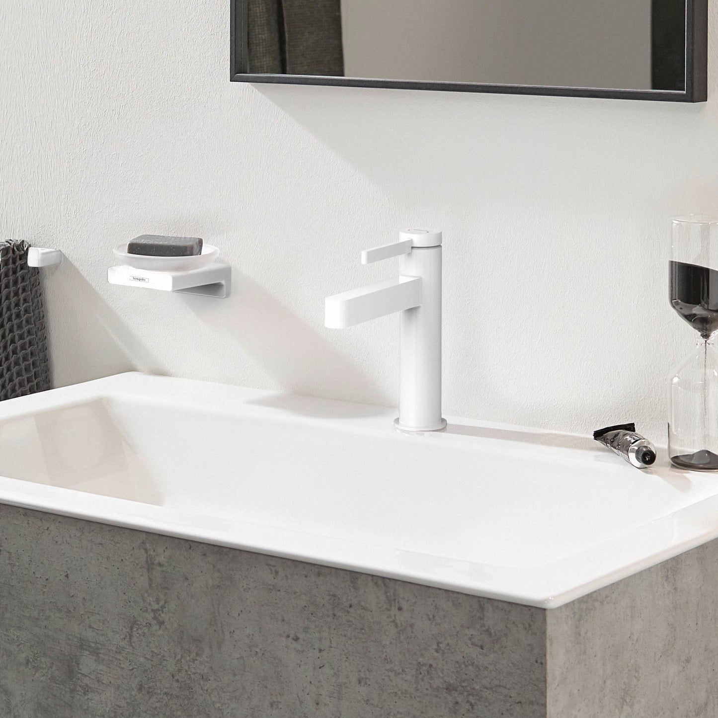 HANSGROHE 76020701 Finoris Single-Hole Faucet 110 with Pop-Up Drain, 1.2 GPM - Matte White