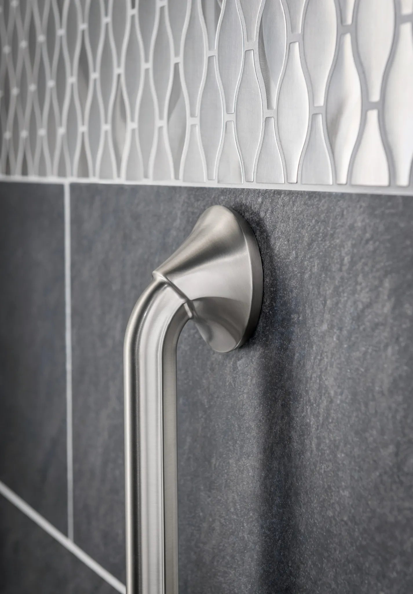 MOEN YB2818BN Eva  18" Towel Bar In Brushed Nickel