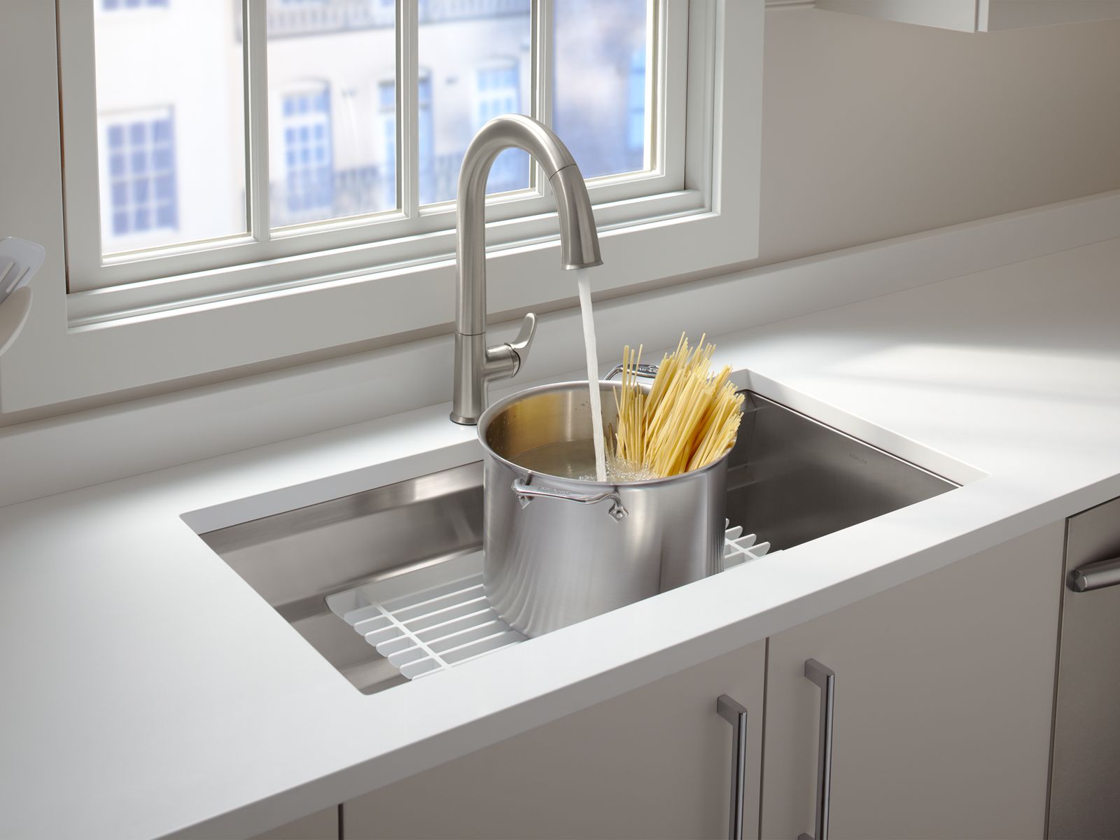 KOHLER K-5542-0 Multipurpose Grated Rack - White