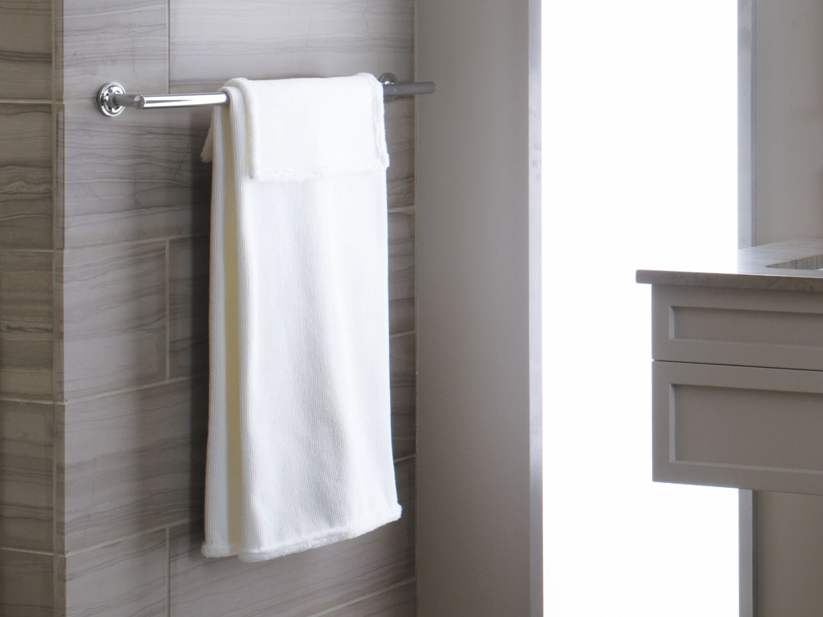 KOHLER K-14436-BL Purist 24" Towel Bar - Matte Black