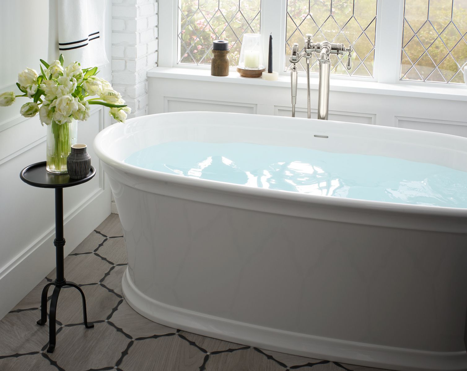 KOHLER K-8332-0 Memoirs 60" X 34" Freestanding Bath - White