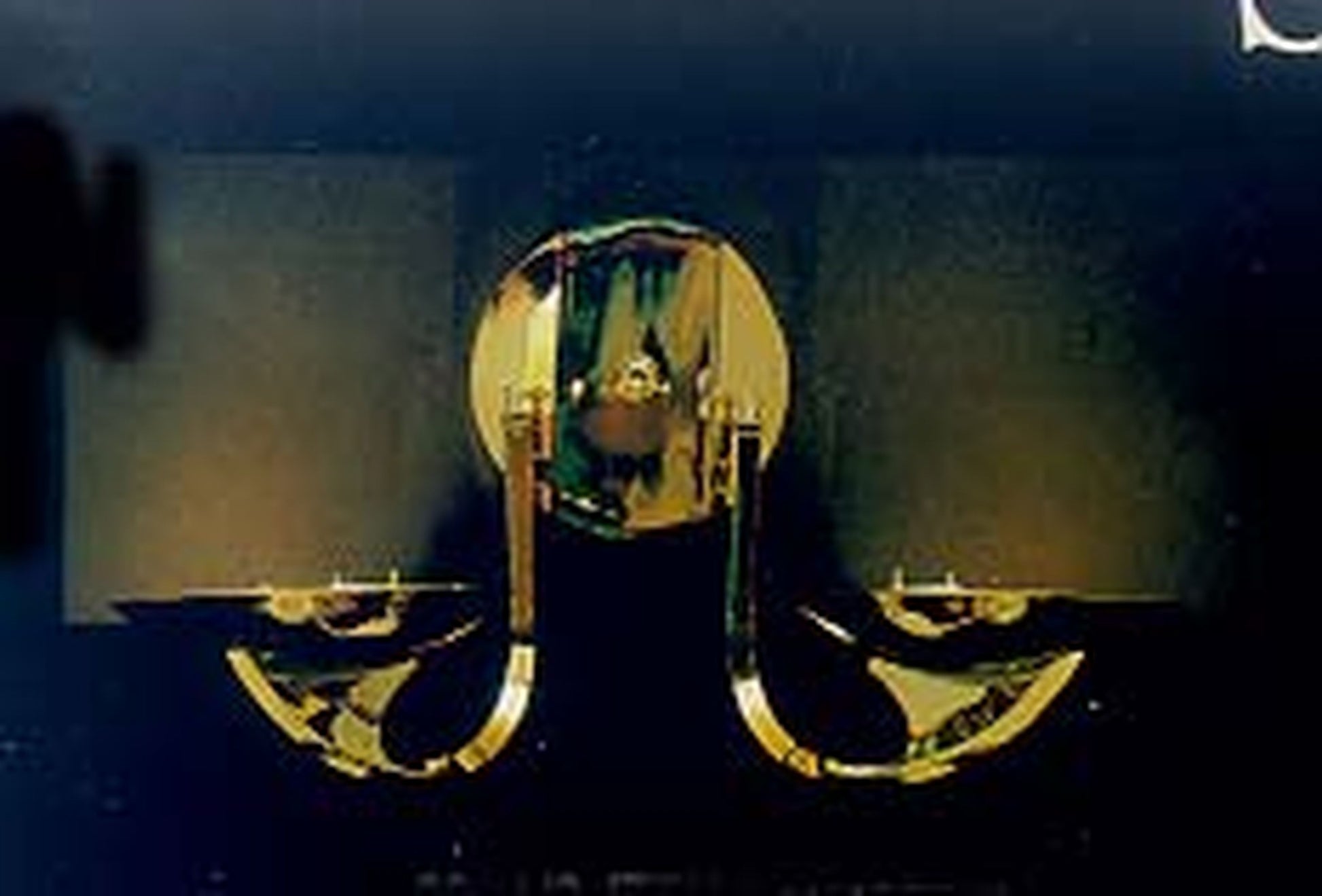 ELK SHOWROOM 8931/2 EUR.CRAFTED SOLID BRASS WALL BRACKET in A GOLD